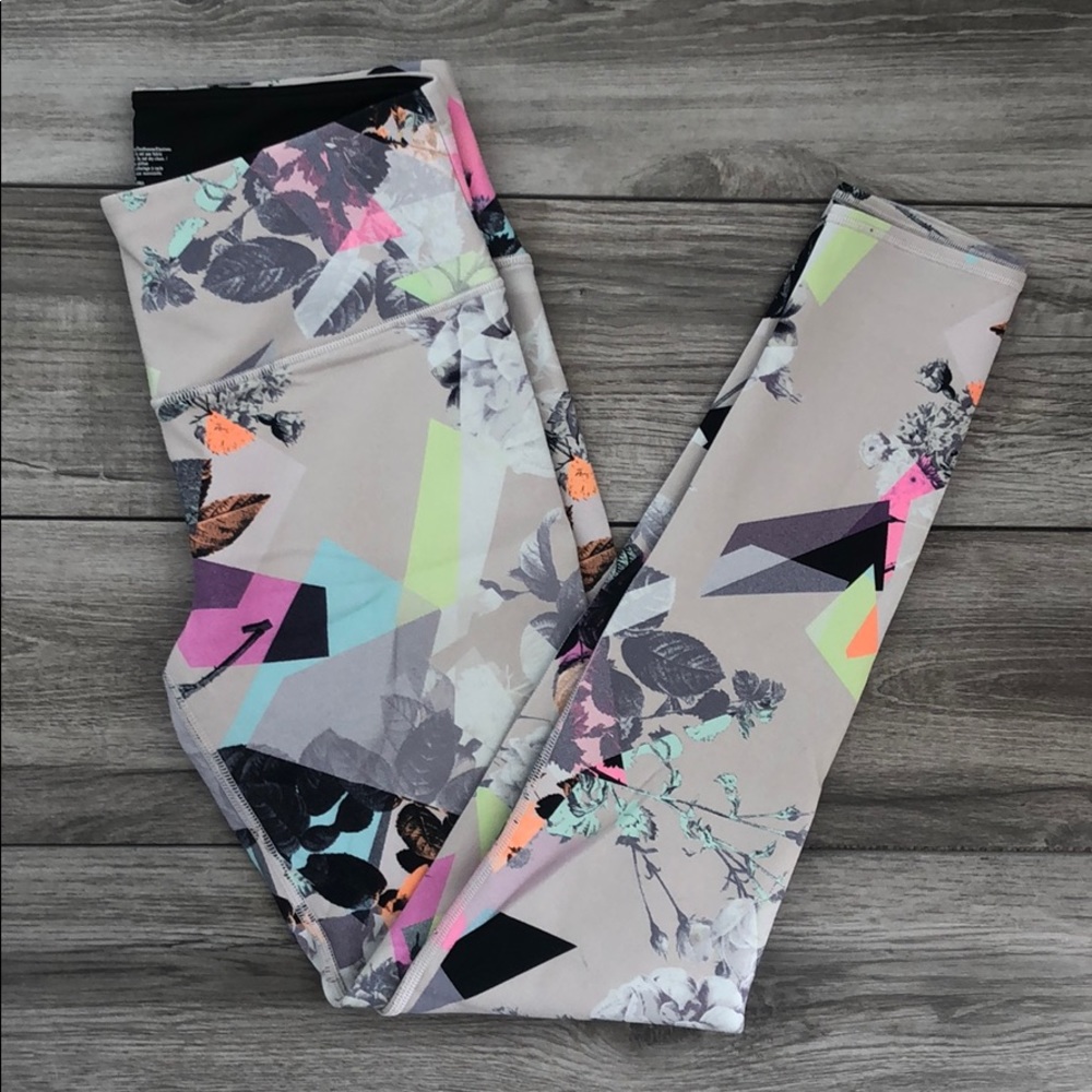 Victoria’s Secret Sport Knockout Legging